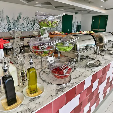 Tq Plaza Budva