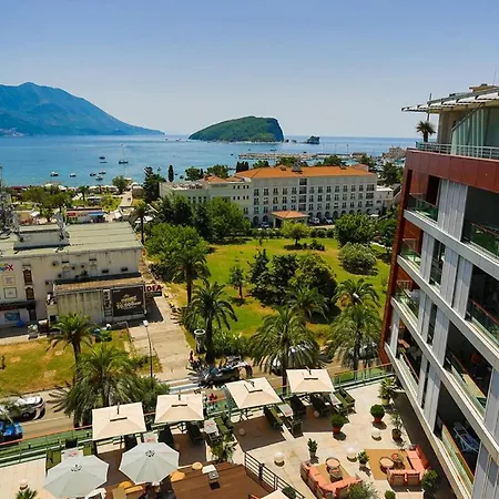 Hotel Tq Plaza